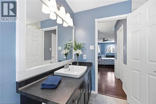 74 Liam Drive, Ancaster, ON - Indoor Photo Showing Bathroom
