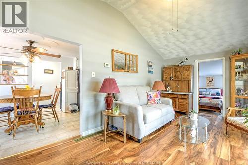 291 Murray, Amherstburg, ON - Indoor Photo Showing Living Room