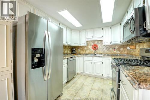 291 Murray, Amherstburg, ON - Indoor Photo Showing Kitchen