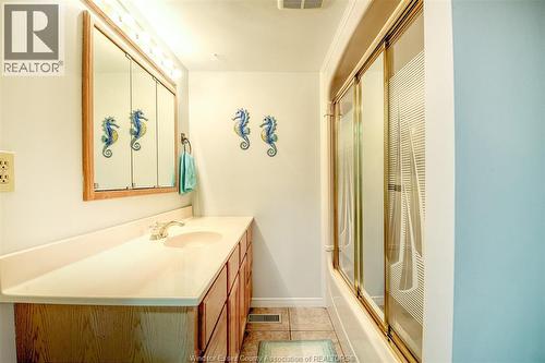 291 Murray, Amherstburg, ON - Indoor Photo Showing Bathroom
