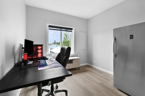 Bedroom - B-14 Rue Dumouchel, Mercier, QC - Indoor Photo Showing Office