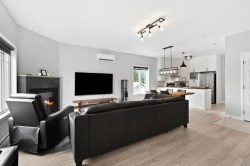Salon - 