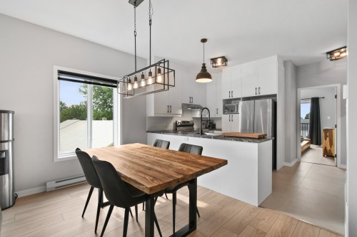 Dining Room - B-14 Rue Dumouchel, Mercier, QC - Indoor Photo Showing Other Room