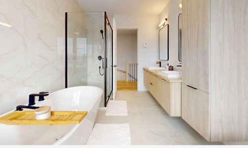 Bathroom - 7388 Boul. Des Laurentides, Laval (Auteuil), QC - Indoor Photo Showing Bathroom