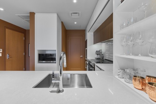 Kitchen - 707-151 Rue De La Rotonde, Montréal (Verdun/Île-Des-Soeurs), QC - Indoor Photo Showing Kitchen