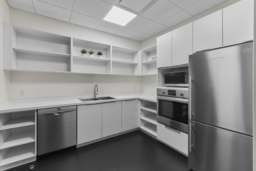 Common room - 707-151 Rue De La Rotonde, Montréal (Verdun/Île-Des-Soeurs), QC - Indoor Photo Showing Kitchen With Double Sink