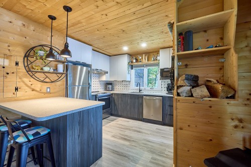 Kitchen - 2216 Ch. Du Lac-Arthur, Notre-Dame-De-La-Merci, QC - Indoor Photo Showing Other Room