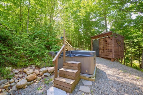 Spa - 2216 Ch. Du Lac-Arthur, Notre-Dame-De-La-Merci, QC - Outdoor