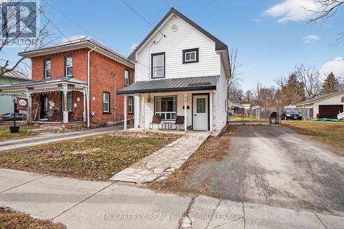 427 Thomas Street, Deseronto (Deseronto (Town)), ON - Outdoor