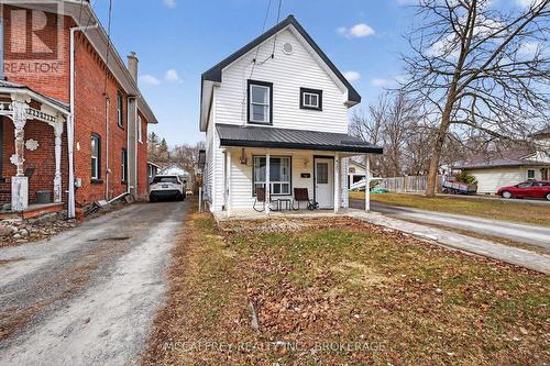 427 Thomas Street, Deseronto (Deseronto (Town)), ON - Outdoor