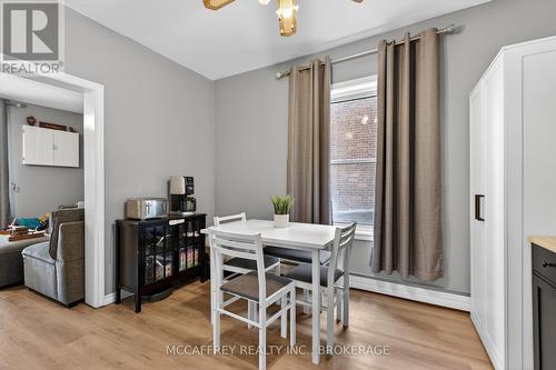 427 Thomas Street, Deseronto (Deseronto (Town)), ON - Indoor Photo Showing Dining Room