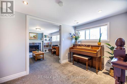 20 Twin Lane, Brighton, ON - Indoor With Fireplace