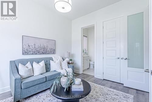 2202 Tripp Drive, London South (South V), ON - Indoor