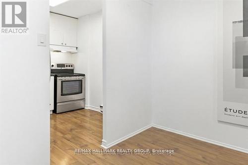 2003 - 71 Somerset Street W, Ottawa, ON - Indoor