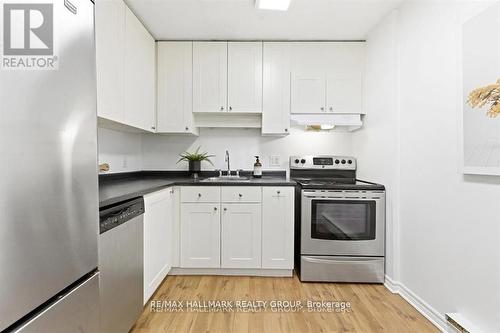 2003 - 71 Somerset Street W, Ottawa, ON - Indoor Photo Showing Kitchen