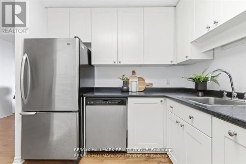 2003 - 71 Somerset Street W, Ottawa, ON - Indoor Photo Showing Kitchen
