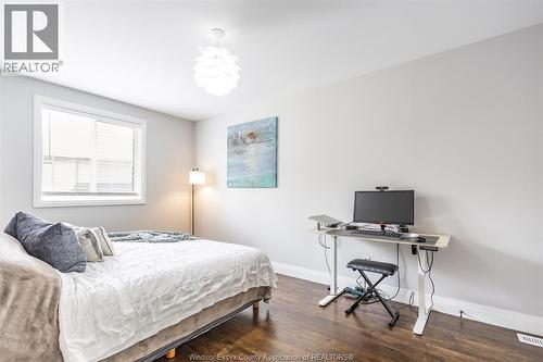 257 Robinson Avenue, Essex, ON - Indoor Photo Showing Bedroom