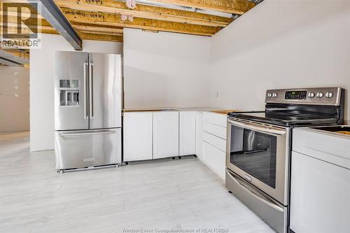 257 Robinson Avenue, Essex, ON - Indoor Photo Showing Kitchen