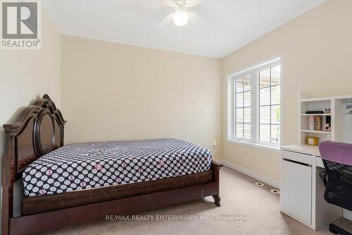 2248 Seton Crescent, Burlington, ON - Indoor Photo Showing Bedroom