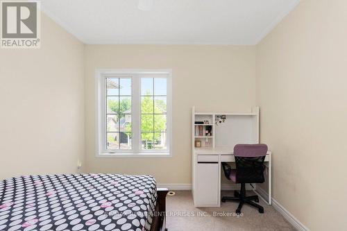 2248 Seton Crescent, Burlington, ON - Indoor Photo Showing Bedroom