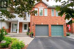 24 WALKER COURT Grimsby, ON L3M 5J5
