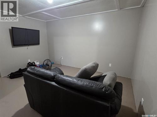 220 4Th Street Nw, Wadena, SK - Indoor Photo Showing Other Room
