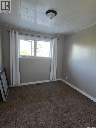 220 4Th Street Nw, Wadena, SK - Indoor Photo Showing Other Room