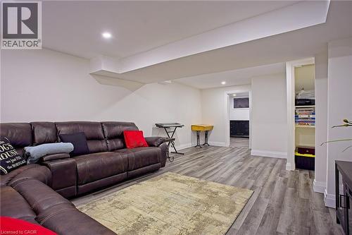 39 Ainsworth Street, Stoney Creek, ON - Indoor