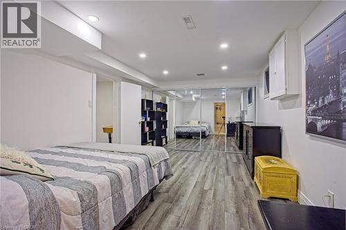 39 Ainsworth Street, Stoney Creek, ON - Indoor Photo Showing Bedroom