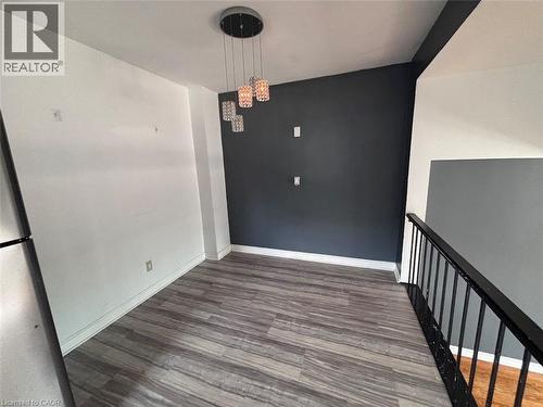 5 Viking Court Unit# 304, Grimsby, ON - Indoor Photo Showing Other Room
