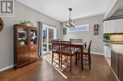 3288 Turner Crescent, London South (South U), ON - Indoor Photo Showing Dining Room