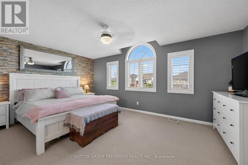 3288 Turner Crescent, London South (South U), ON - Indoor Photo Showing Bedroom