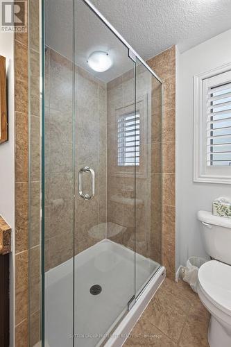 3288 Turner Crescent, London South (South U), ON - Indoor Photo Showing Bathroom