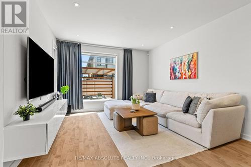 1072 Lunar Glow Crescent, Ottawa, ON - Indoor Photo Showing Living Room