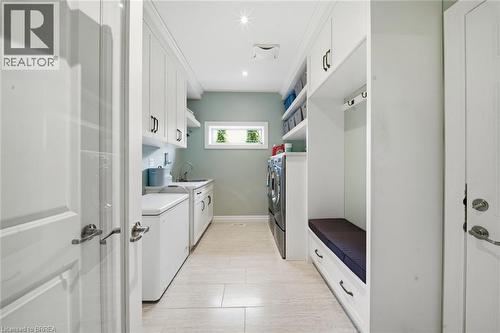 14 Ellington Place, Brantford, ON - Indoor Photo Showing Laundry Room