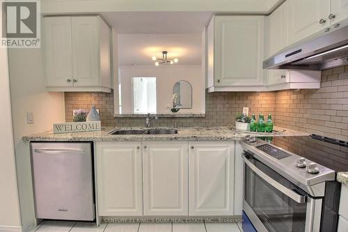 708 - 2628 Mccowan Road, Toronto, ON - Indoor Photo Showing Kitchen With Double Sink With Upgraded Kitchen