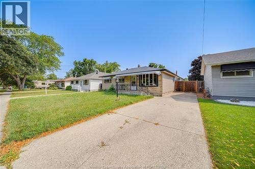 1650 Glendale, Windsor, ON - Outdoor