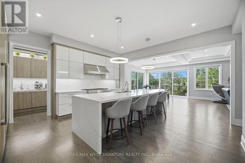 56 Sir Henry Court, King, ON - Indoor
