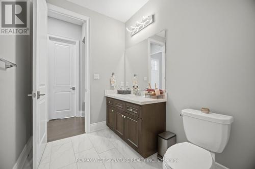56 Sir Henry Court, King, ON - Indoor Photo Showing Bathroom