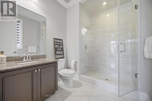 56 Sir Henry Court, King, ON - Indoor Photo Showing Bathroom