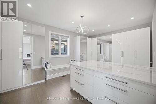 56 Sir Henry Court, King, ON - Indoor