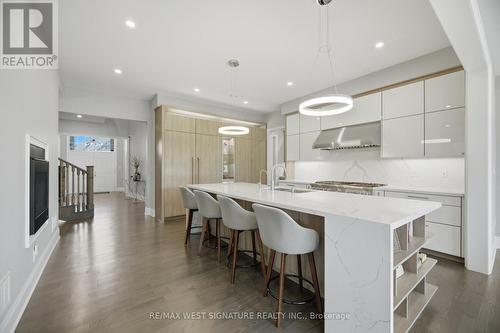 56 Sir Henry Court, King, ON - Indoor