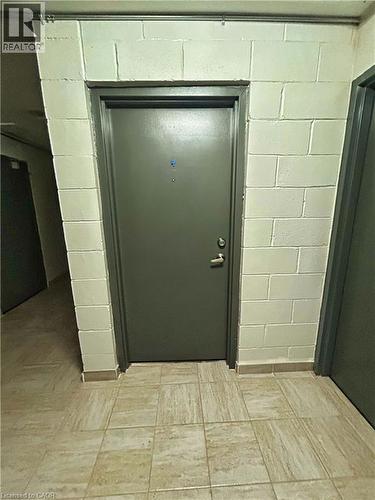 303 KING Street N Unit# 4 , Waterloo, Ontario N2J 2Z1 2