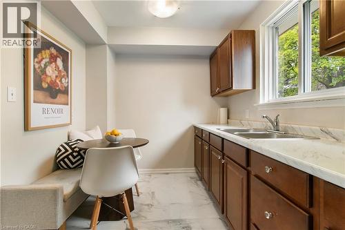 29 Woodlawn Avenue, Brantford, ON - Indoor Photo Showing Kitchen With Double Sink