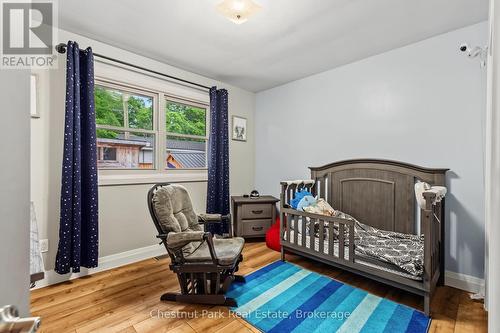 583 6Th Street W, Owen Sound, ON - Indoor Photo Showing Bedroom