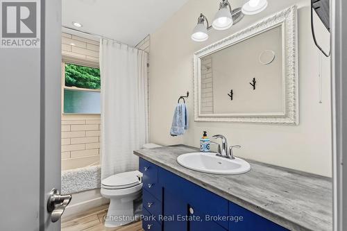 583 6Th Street W, Owen Sound, ON - Indoor Photo Showing Bathroom