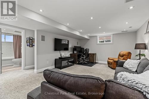 583 6Th Street W, Owen Sound, ON - Indoor