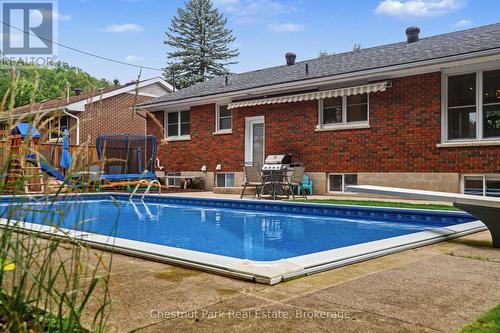 583 6Th Street W, Owen Sound, ON - Outdoor With Exterior