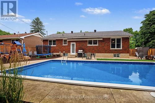 583 6Th Street W, Owen Sound, ON - Outdoor With In Ground Pool
