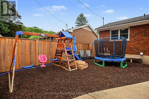 583 6Th Street W, Owen Sound, ON - Outdoor With Exterior